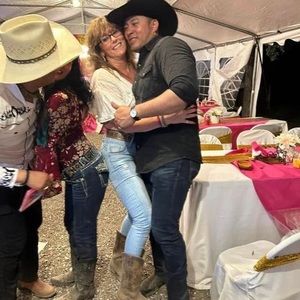 Meet your Posher, Wendy